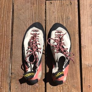 La Sportiva Women’s Finale Climbing Shoe